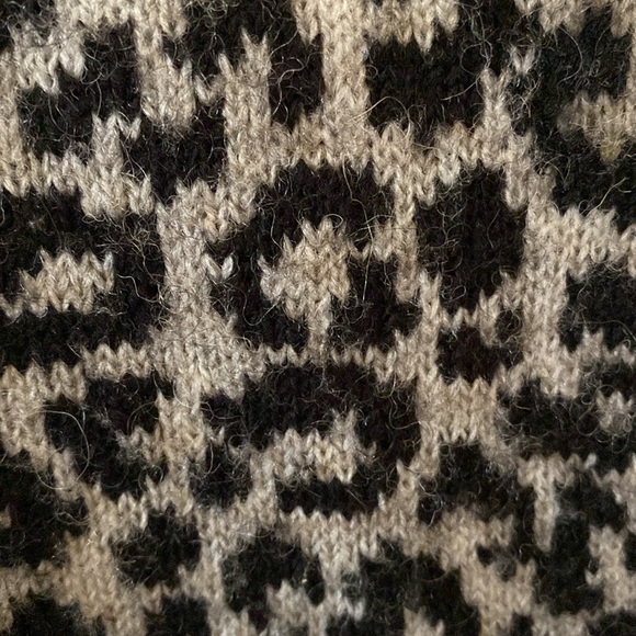 Christian Soriano Leopard Wool Blend Wrap / Cardigan Sweater. 1X. - Picture 3 of 4